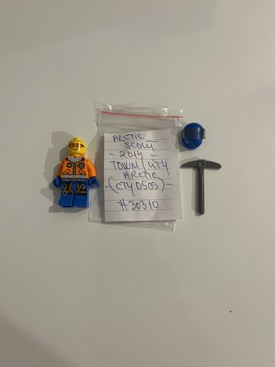 Lego City  Arctic Scout minifigure