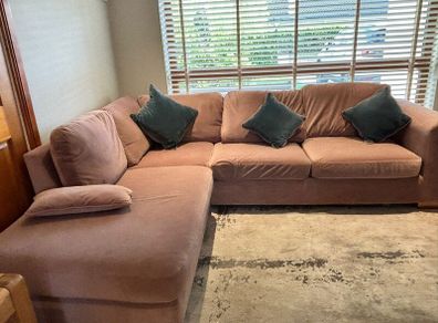 Gorgeous Pink Sofa