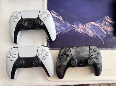 Sony PlayStation 5 dual sense controller