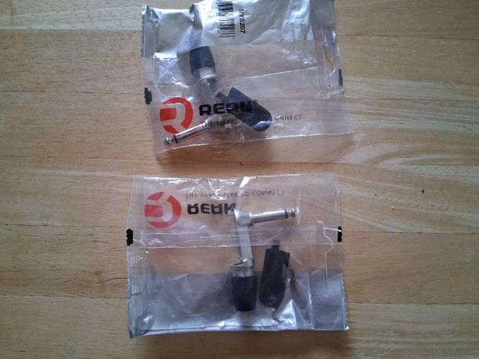 Two new 1/4" Rean Angle Jack Connectors