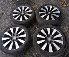Honda alloy wheels 17"