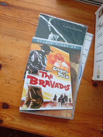 Five Gregory Peck oldie movies dvd collection