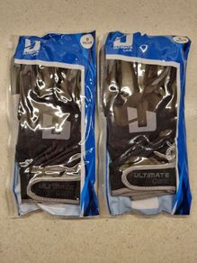 Ultimate Gaelic Football Gloves for GAA and Hurling.