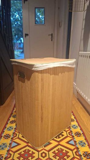 Bamboo laundry basket with lid
