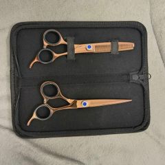 Barber scissors set