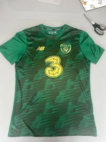 Republic of Ireland 19/20 Training Shirt M