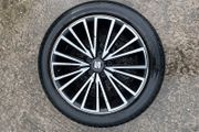 Seat Leon 2019 1 Alloy Wheel with Tyre Pirelli R17