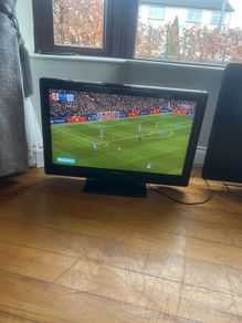 32" Toshiba tv