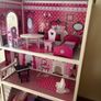 Barbie house Image 3