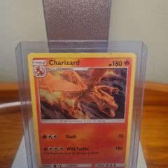 Detective Charizard  heavilyplayed ultra realalistic firm 8 euro