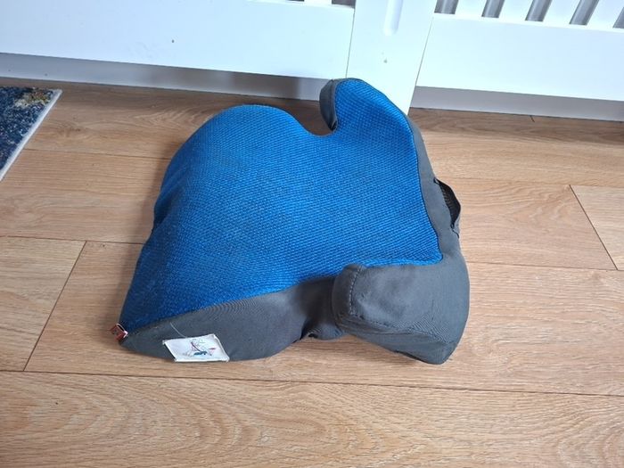 Car booster seat