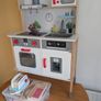 play kitchen Image 2
