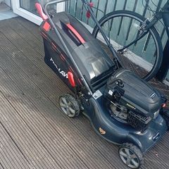 self driving lawnmower
