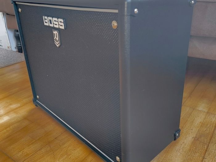 Boss Katana 100 mk2 & GA-FC Footswitch