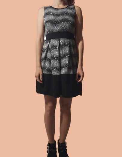 Chic Black & White Sleeveless Dress UK 14