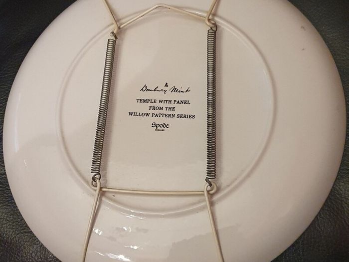 Spode Danbury Mint Decorative Plate