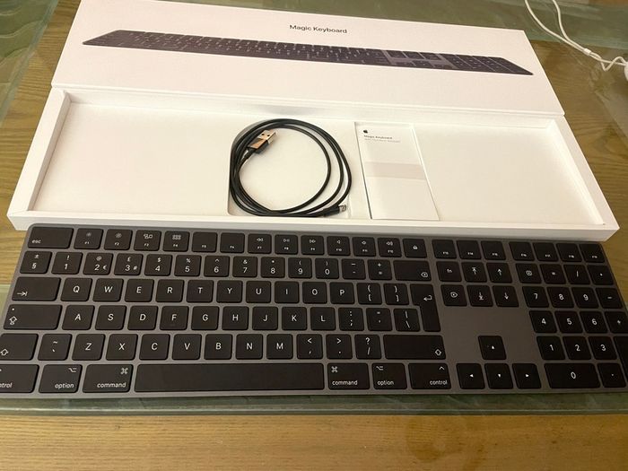 Apple Magic Keyboard