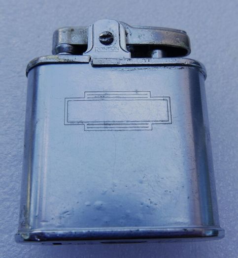Vintage Ronson Whirlwind Lighter (in working order)