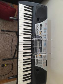 Yamaha PSR-175 Keyboard with Stand