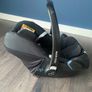 Maxi Cosi Seat and Base Image 2