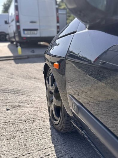 Renault Clio 1.8 16v