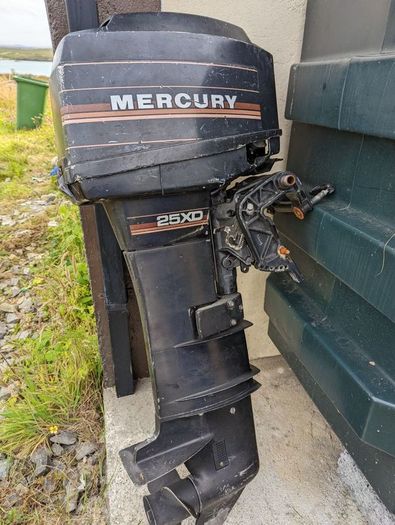 25 HP Mercury Needs Work