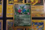 Roselia ! Holo Rare ! from EX Dragon Set ! 2003 ! Vintage Pokemon Card !