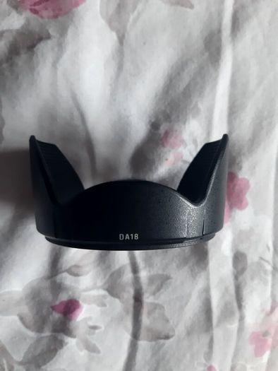 Tamron lens hood