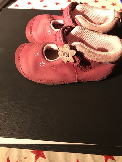 Start Rite Girls shoes size 4G
