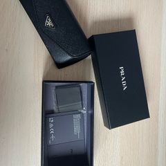 prada sun glasses