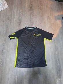 Nike black /neon dri fit top