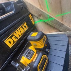 DeWALT 12V/18V Green Cross Line Laser