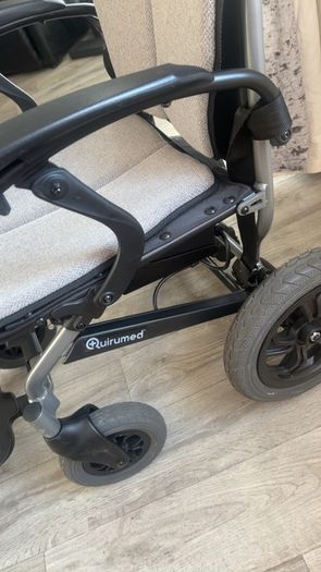 electric wheelchair quirumed