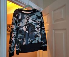 Women jumper.