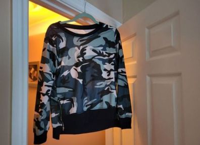Women jumper.