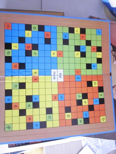 Vintage Cover Up Board Game 70's