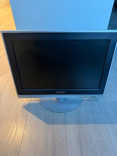 19" Phillips TV