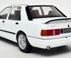 Ford Sierra Cosworth 1988 1/18 New In Box