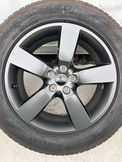 Genuine Land Rover Defender 20" Alloy Wheels - Pirelli LR Tyres