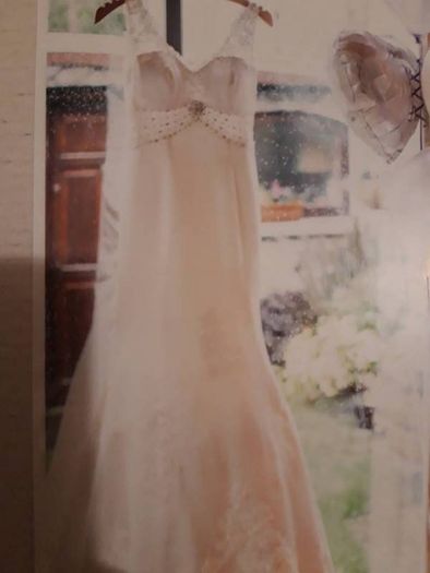 Edel Tuite Wedding dress
