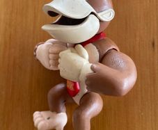 Donkey Kong Chest Beating Figure 1999