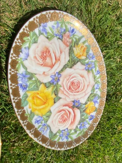 Davenport Ltd Edition Royal Rose Plates