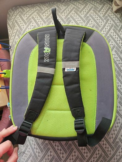 Trunki Boostapak 2 in 1 child seat and backpack