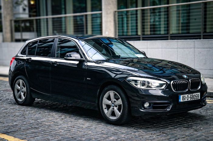 2016 Bmw 118i // Low Km // Automatic