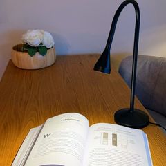 Black LED Desk / Reading Lamp, Flexible Neck, Like New