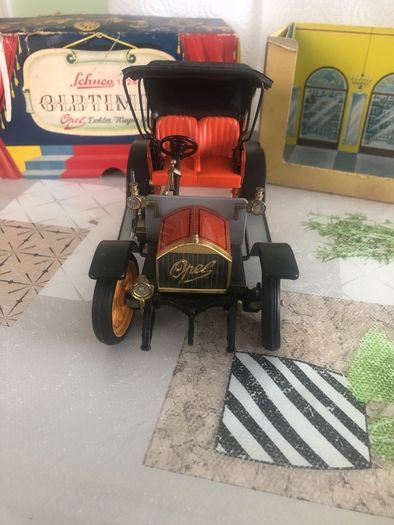 Oldtimer ( Schuco 1228) Opel Doktor Wagen 1909
