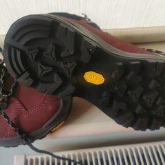 hiking boots brand