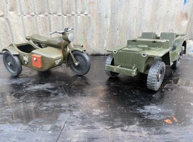 vintage Cherilea action man German motorcycle and sidecar plus battle worn Jeep