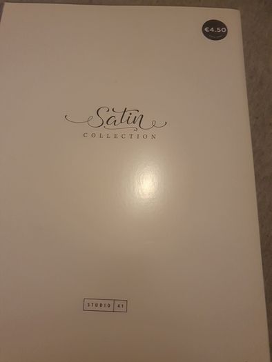 Mother's Day Cards x 2 for 4.00euro .. (20th March)