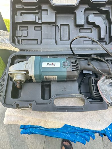 Cars body polishing machine